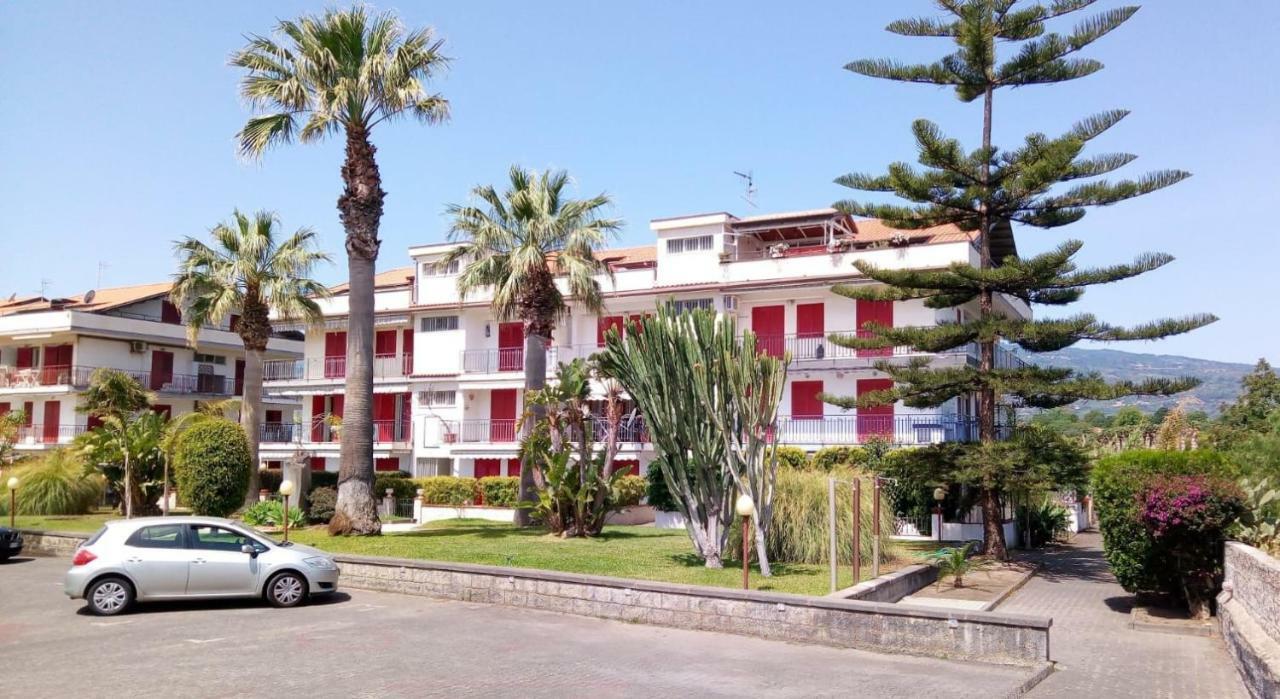 Aessebenessere Casavacanza Mascali Eksteriør billede